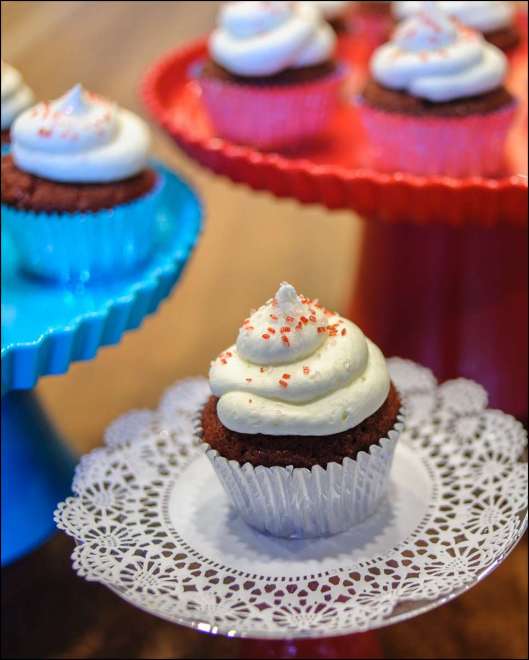 red-velvet-cupcakes-1