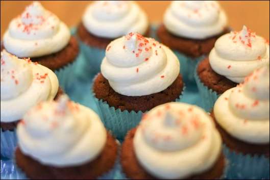 red-velvet-cupcakes-11