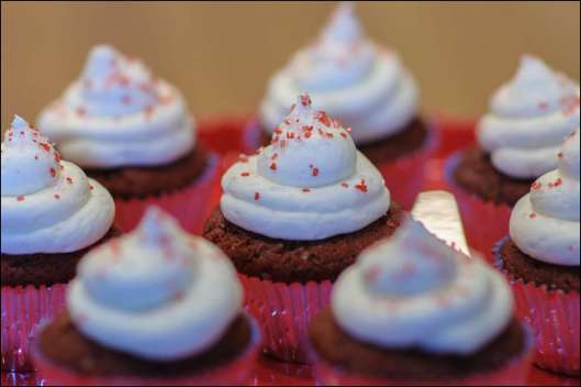 red-velvet-cupcakes-4